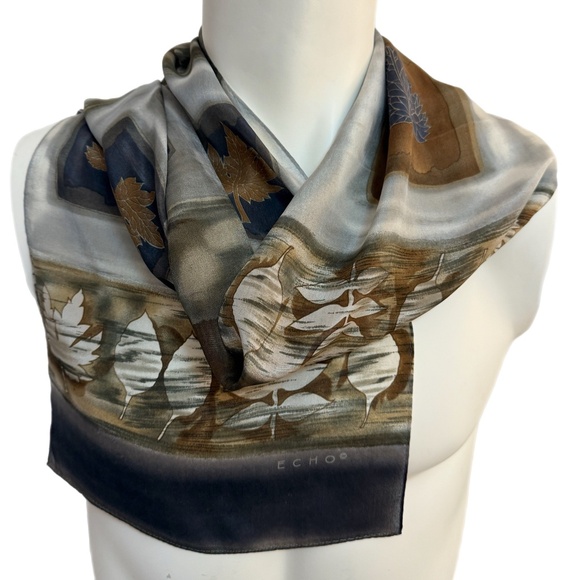 Echo 100% Silk Scarf – 🇯🇵 Made in Japan – Autumn Leaf Motif - Picture 1 of 9